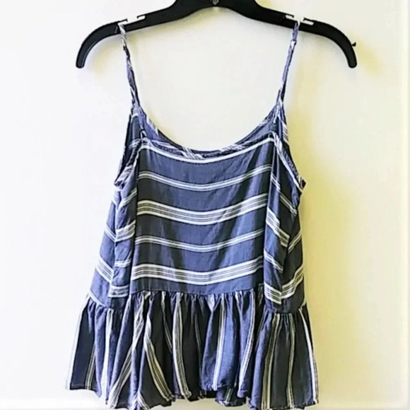 Old Navy Chambray Striped Top - Picture 4 of 5
